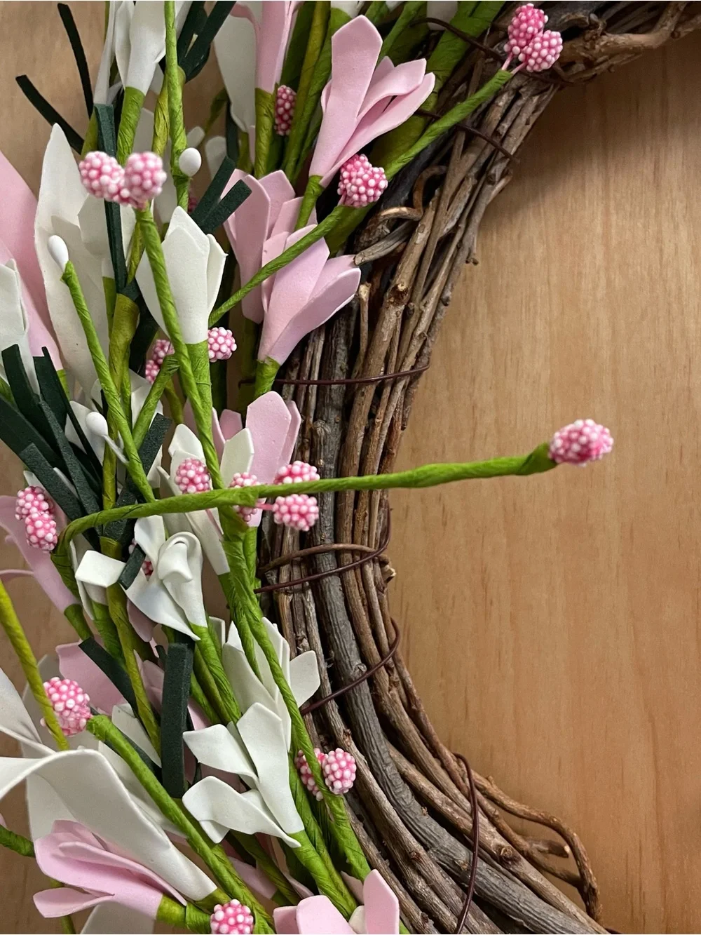 12” Spring Pink and White Flowers Wreath